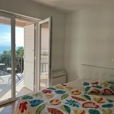 Apartment Ines Baska Voda