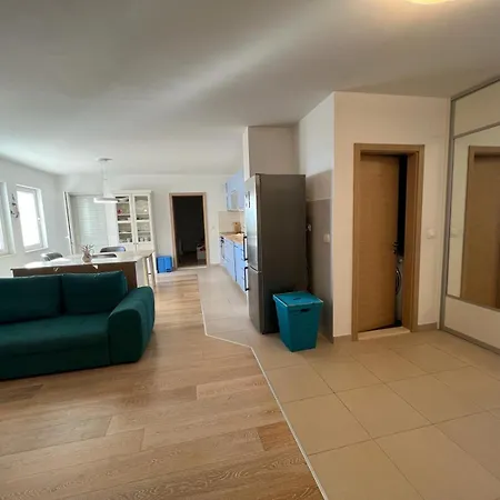 Apartment Ines