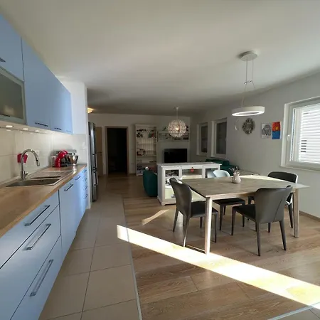 Apartment Ines *